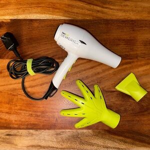 DevaCurl Devadryer and Devafuser